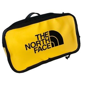 ⭐️north face explore blt Fanny pack⭐️